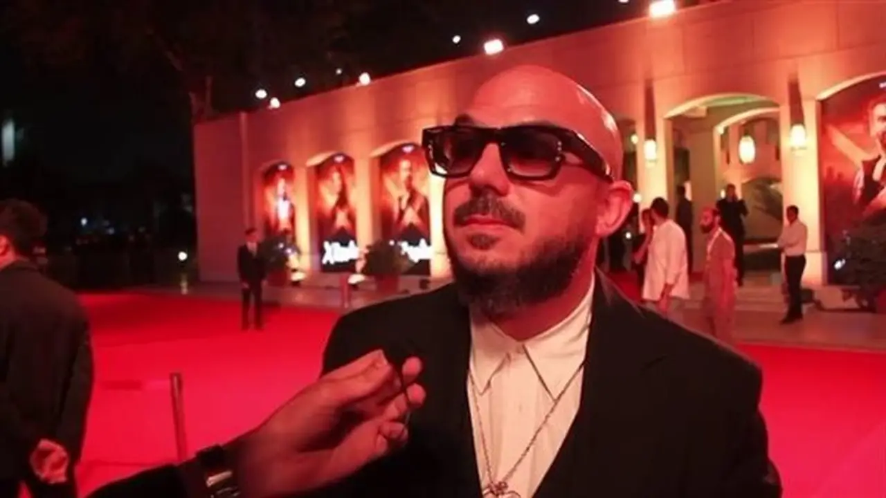 محمود العسيلي يستعد لطرح ميني ألبومه الجديد “عسيلي ساحل” اليوم