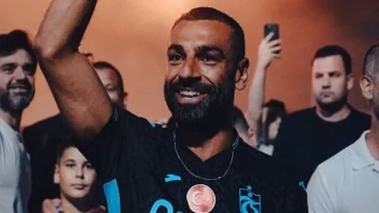 محمد صلاح يعزز شعبية طرابزون سبور بـ 1.4 مليون متابع جديد على فيس بوك خلال 48 ساعة