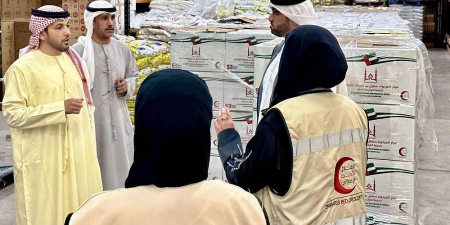 «الهلال» تتسلم طروداً من مركز سهيل بن عويضة - أحداث اليوم