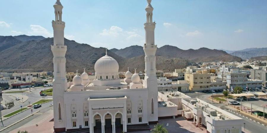 أعمال صيانة كاملة لجامع اللؤلؤية بالشارقة - أحداث اليوم