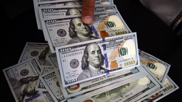 سعر الدولار مقابل الجنيه