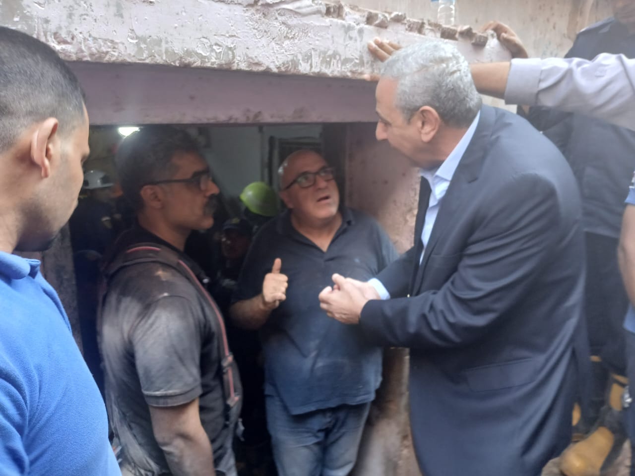 الأجهزة المعنية في موقع الحادث