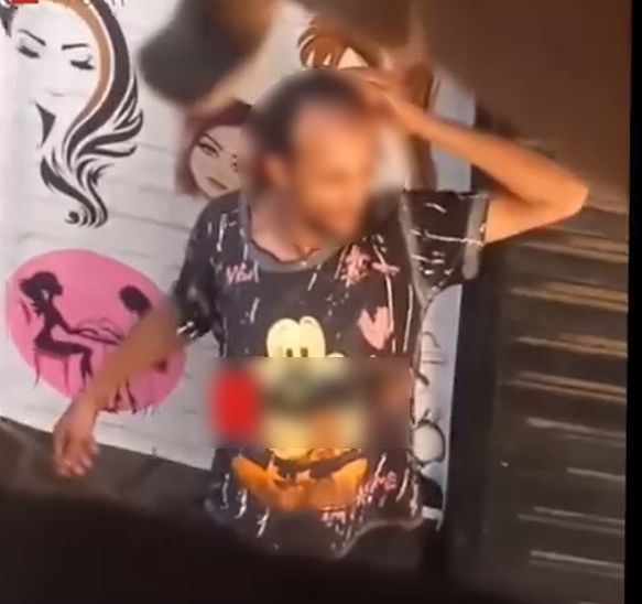 صورة توضح القبض على المتهمين