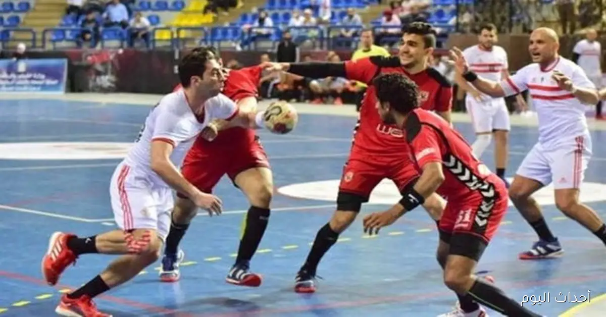 خالد الغندور يشجع فريق كرة اليد بالزمالك في مواجهته المرتقبة ضد برشلونة