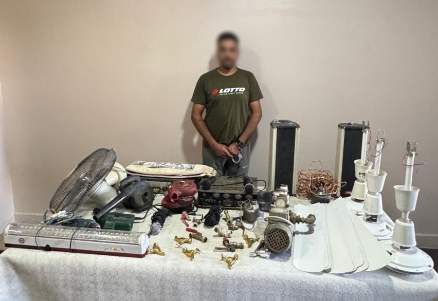 صورة من المسجد