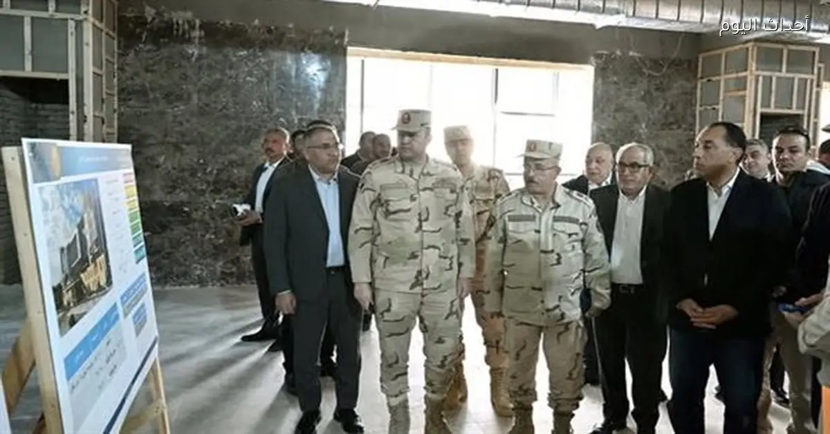 رئيس الوزراء يزور مشروع مستشفى التأمين الصحي الجديد بالعاصمة الإدارية