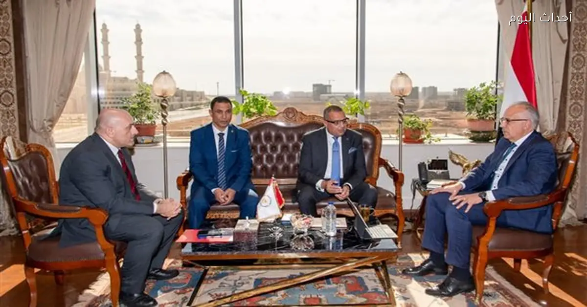 وزير الموارد المائية ومحافظ جنوب سيناء يناقشان مشروعات المياه