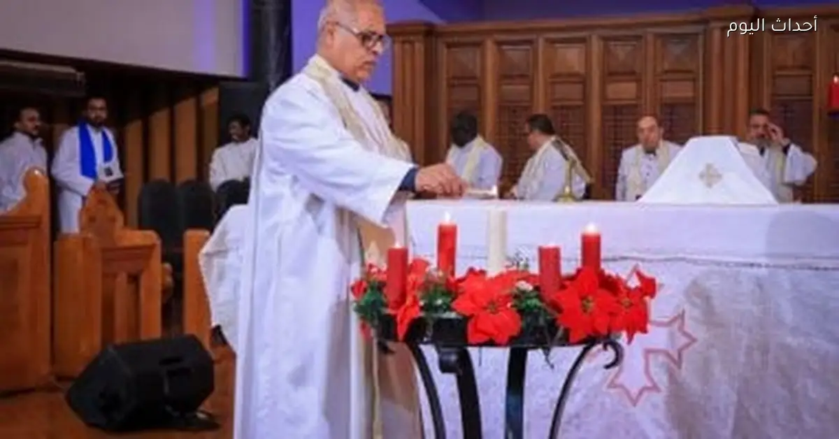 أجراس كاتدرائية جميع القديسين بالزمالك تدق لبدء قداس عيد الميلاد المجيد