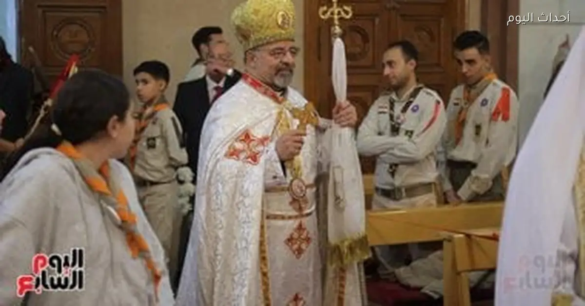 أجراس كاتدرائية العذراء مريم تحتفل بعيد الميلاد في مدينة نصر