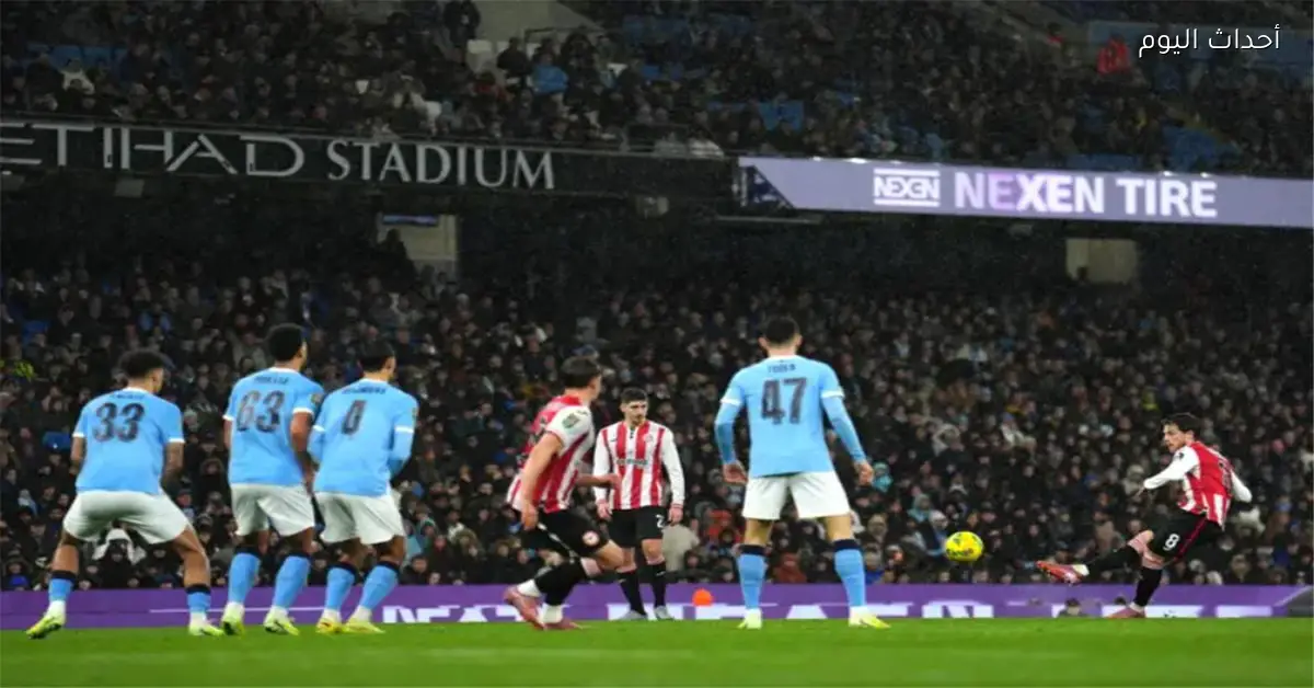 إصابة لاعب مانشستر سيتي تجبره على مغادرة الملعب أمام برينتفورد