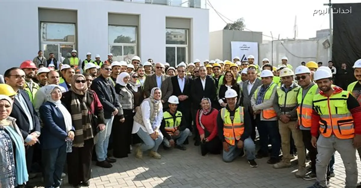 رئيس الوزراء يزور مشروع مستشفى شبين القناطر المركزي