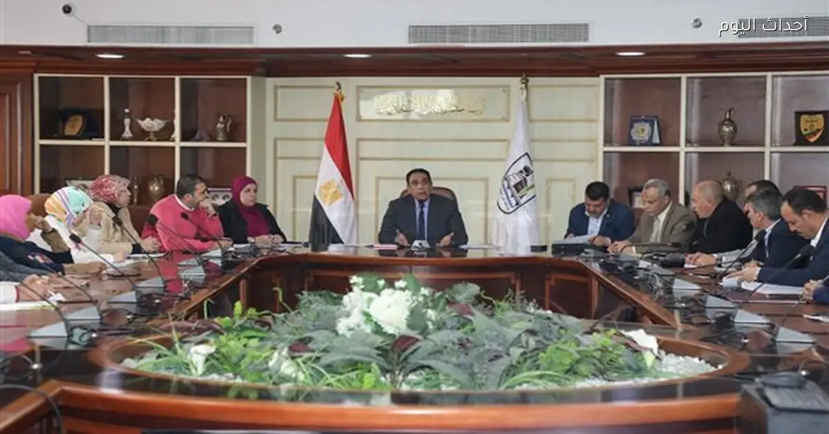 سكرتير عام مساعد بني سويف يوجه بالتواصل مع المواطنين لتسهيل التصالح