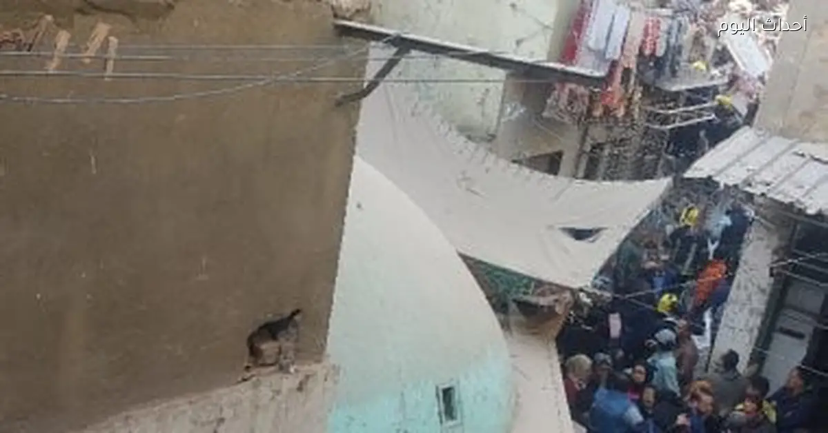 صور جديدة لموقع انهيار عقار سكني 4 طوابق في إمبابة