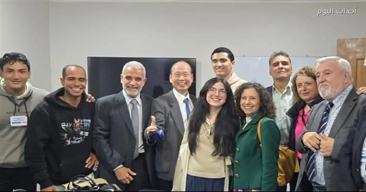 طلاب السويدي الدولية للتكنولوجيا التطبيقية يمثلون دولهم في مؤتمر عالمي