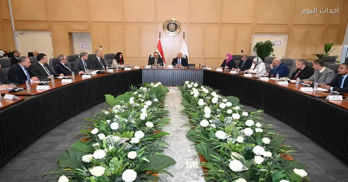 كامل الوزير: الحكومة تدعم المستثمرين لإنشاء مصانع غزل ونسيج وتقليل الواردات