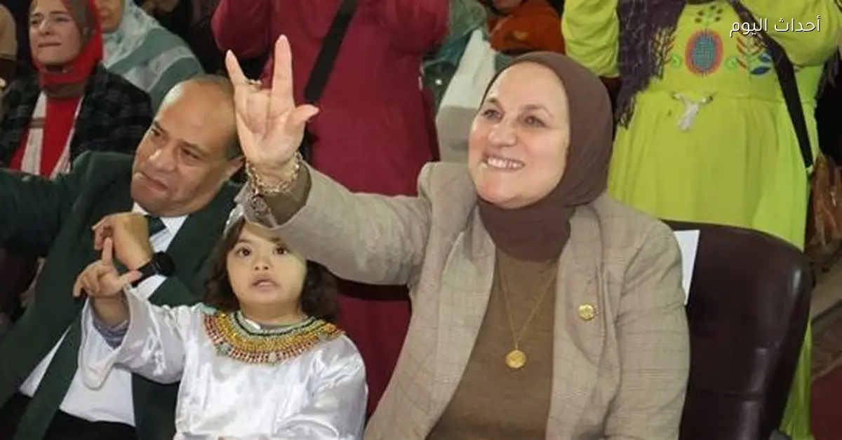 مديرة تعليم القاهرة تحتفل باليوم العالمي للإعاقة وتقول: ذوو الهمم فخر لنا وقدرتهم على صناعة المستقبل كبيرة