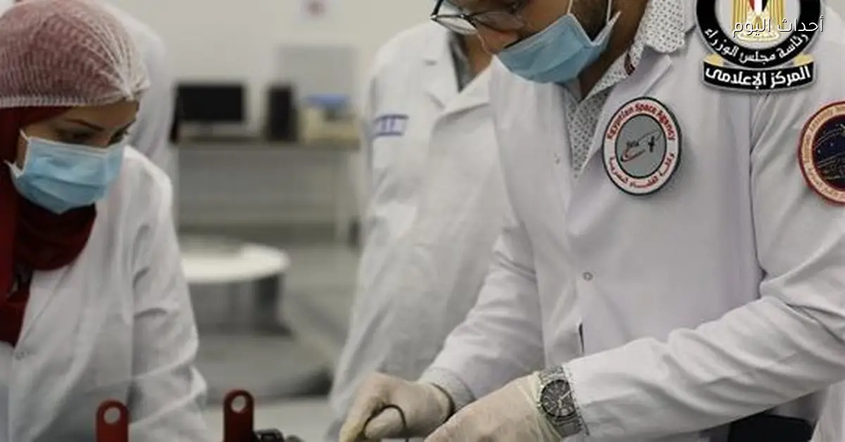 مصر تطلق القمر الصناعي SPNEX ويدخل مداره بنجاح