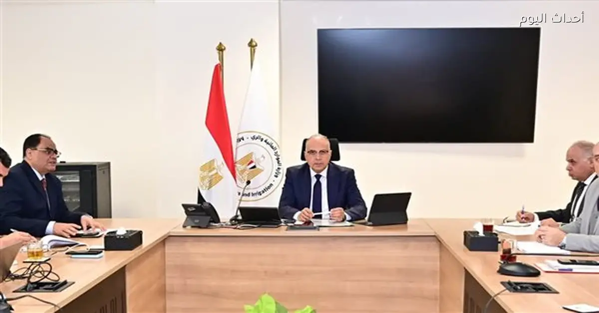 سويلم يتابع إزالة التعديات على نهر النيل بشبرا وحلوان