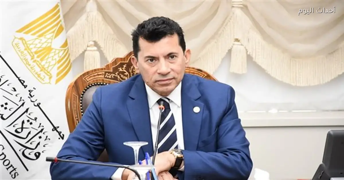 وزير الشباب والرياضة يطلق المرحلة الأولى من دوري الريادة