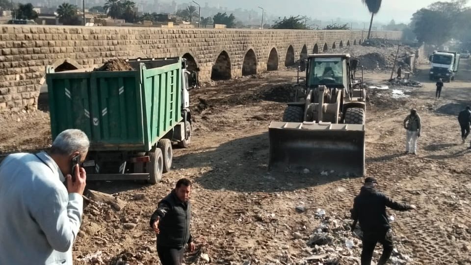 جانب من أعمال النظافة