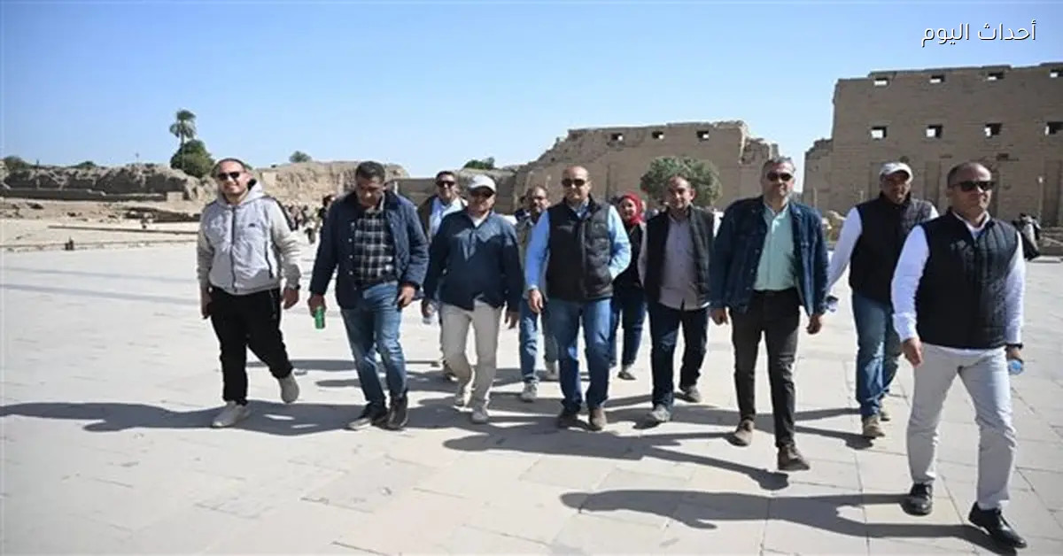 أمين عام الآثار يزور مخازن آثار الأقصر والبعثات الأجنبية