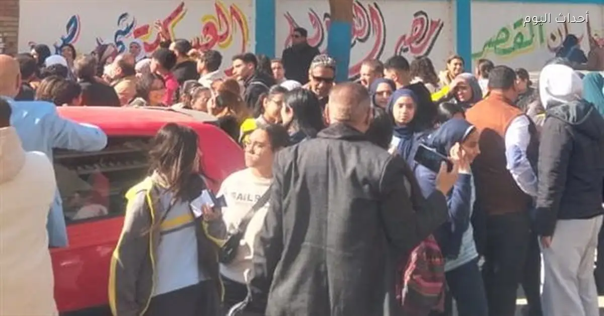 امتحانات الإعدادية بأسيوط تبدأ وسط ارتياح وملاحظات