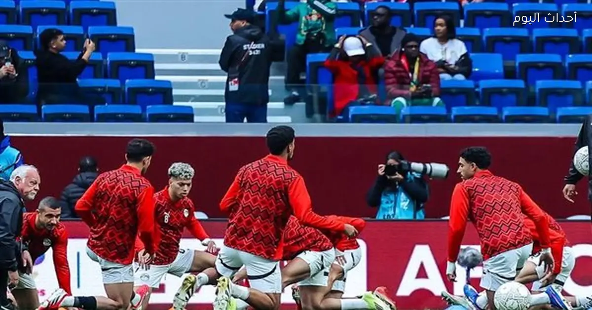 حسام حسن يوقف مران المنتخب بسبب طائرة مجهولة في المغرب