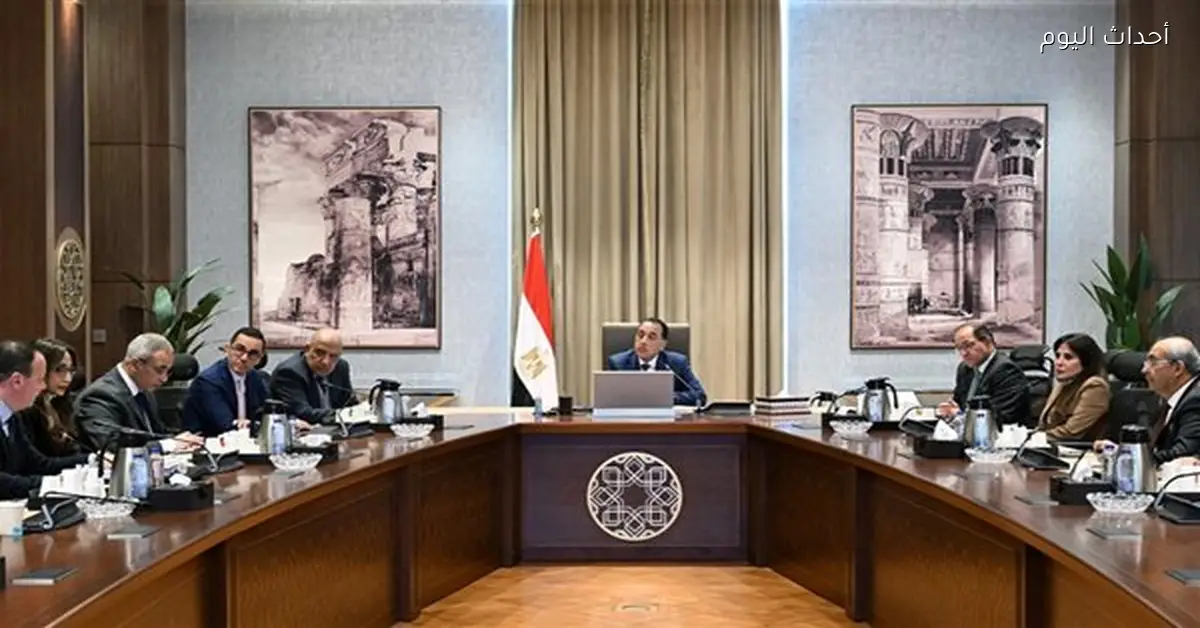 رئيس الوزراء يتابع تنفيذ مشروعات الطاقة الحالية