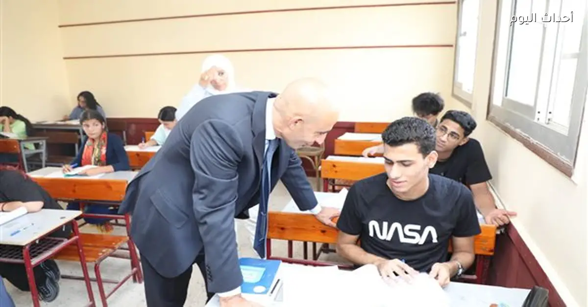 طلاب الثانوية العامة يطالبون بإعادة نظام تحسين المجموع مقابل رسوم زي البكالوريا