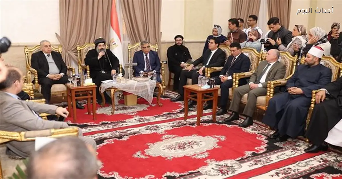 محافظ الدقهلية ومدير الأمن يهنئان المسيحيين في كنيسة العذراء مريم