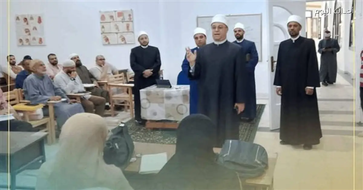 مدير أوقاف السويس يتفقد انتظام الدراسة بالمركز الثقافي