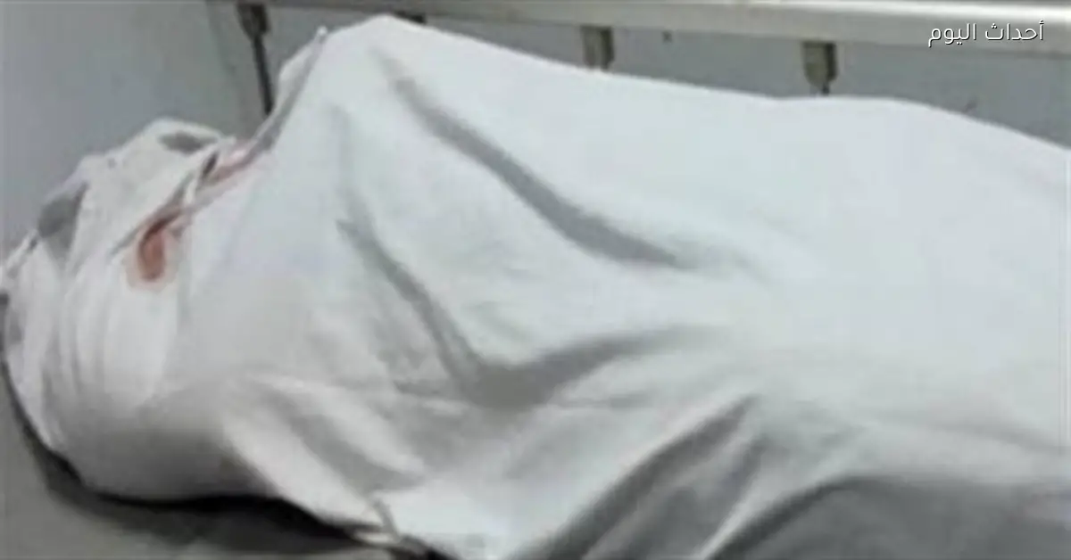 مصرع فتاة إثر صدمها سيارة أثناء زفة في قنا