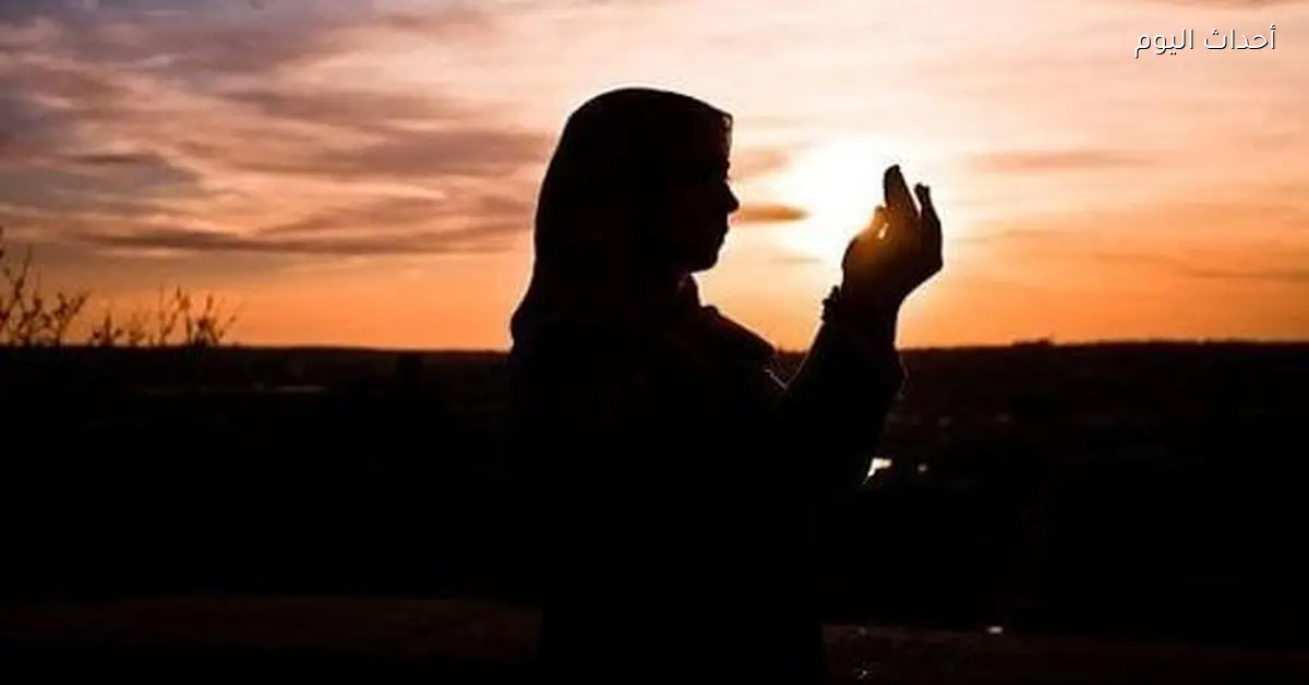 موعد أذان المغرب ومواقيت الصلاة اليوم الجمعة 27 رجب 2026