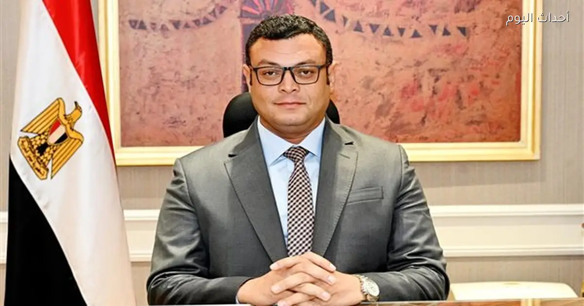 وزير الإسكان يراجع تقدم مشروعات حياة كريمة