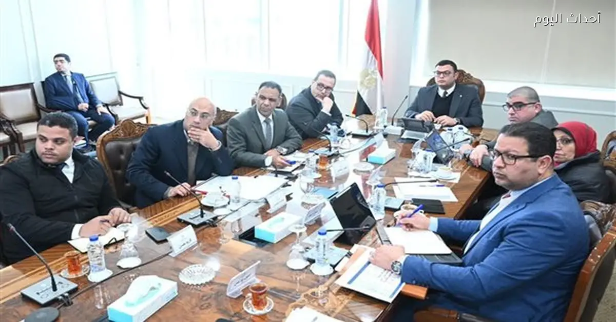 وزير الإسكان يقدم تصور مشروع سكني جديد للإسكان المتوسط