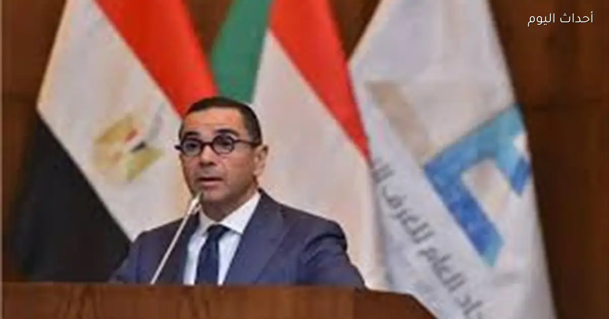 وزير الاستثمار يفرض قيوداً جديدة على صادرات البطاريات