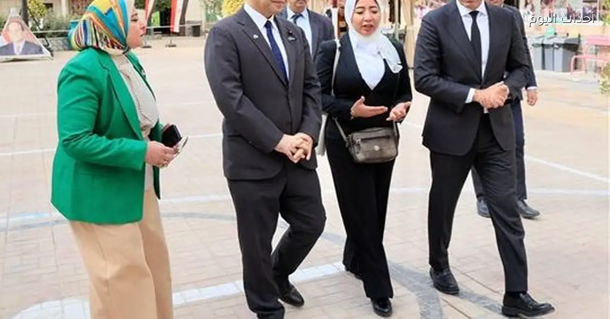 وزير التعليم مع نظيره الياباني في مدرسة السيدة نفيسة: طالبات الثانوية مثال رائع في تعليم البرمجة والذكاء الاصطناعي