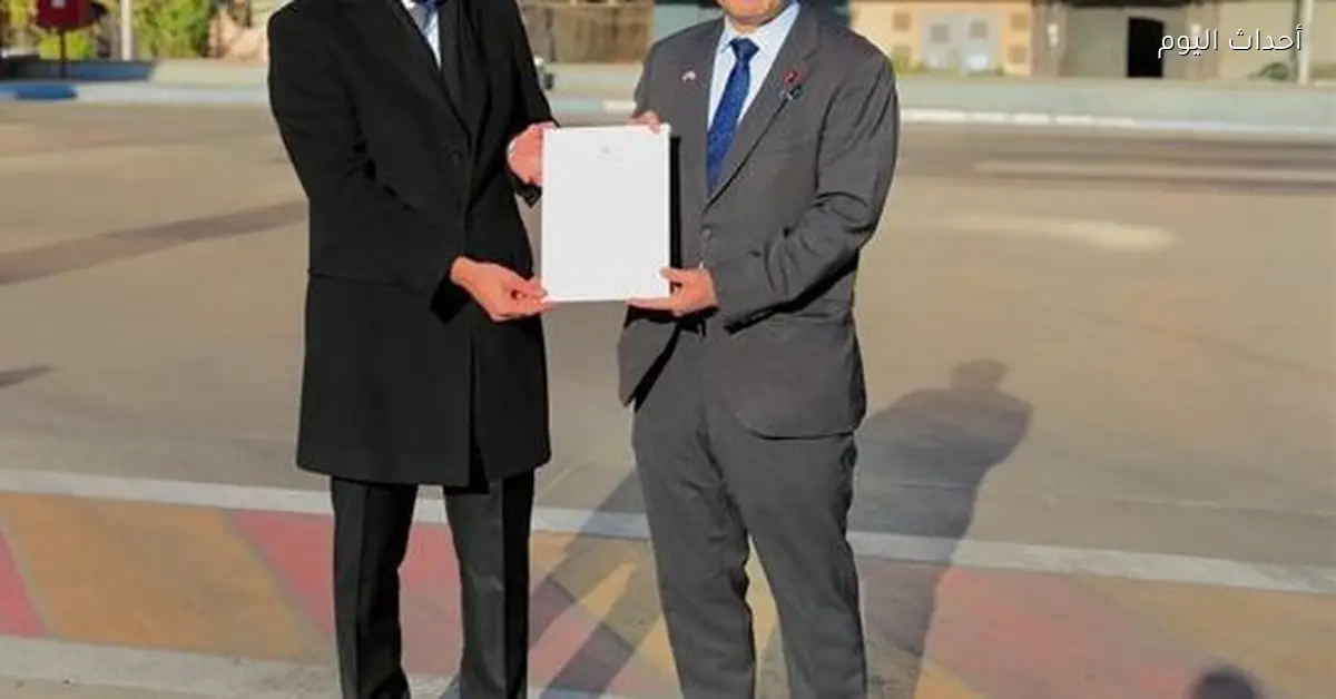 وزير التعليم يسلم رسالة شكر من السيسي لأسرة رئيس الوزراء الياباني الراحل شينزو آبي