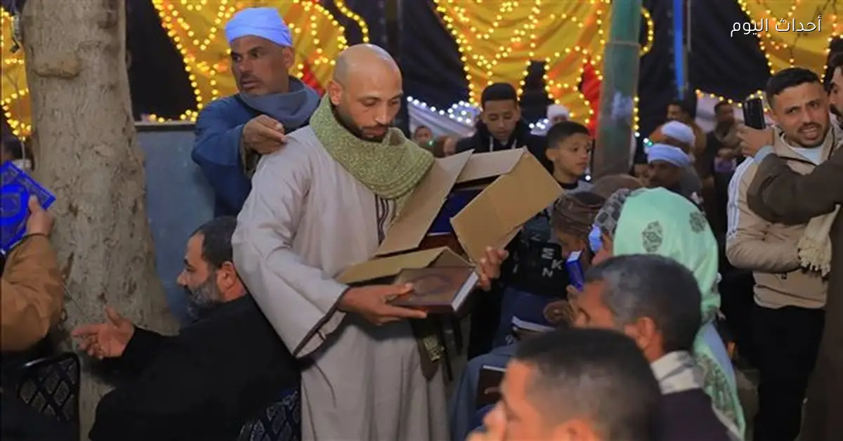 عريس سوهاج يوزع 1000 مصحف في ليلة زفافه