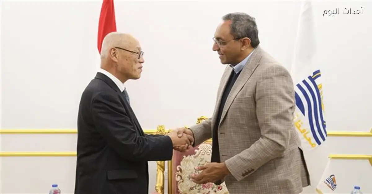 محافظ قنا يستقبل سفيرة الاتحاد الأوروبي لتفقد مشروعات المخلفات الصلبة