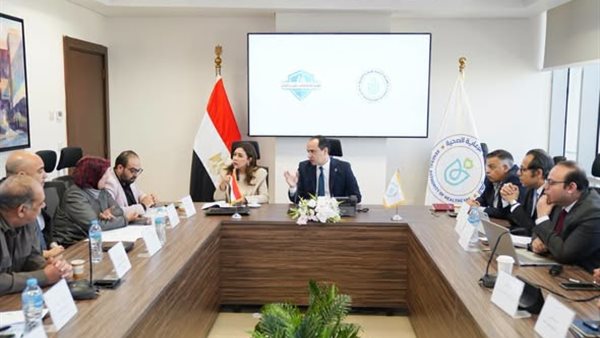 تنسيق بين “الرعاية الصحية” و”التأمين الصحي الشامل” لدعم الخدمات