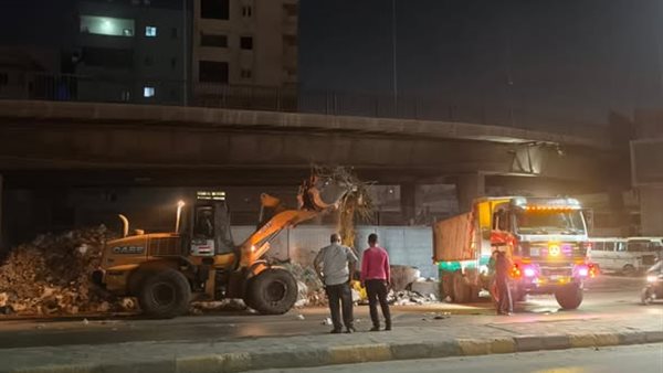رفع ٢٢٥٠ طن من المخلفات في منشية الجيزة وحرم الدائري