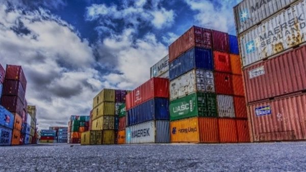 إعادة توجيه الاستثمارات نحو مصر لدعم استقرارها النسبي