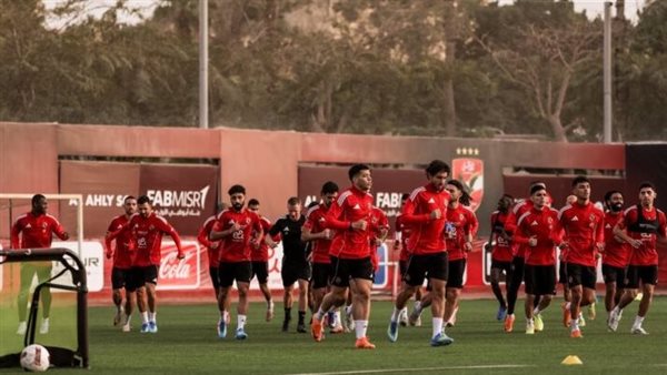 الأهلي يستأنف تدريباته على ملعب التتش استعدادا للدوري