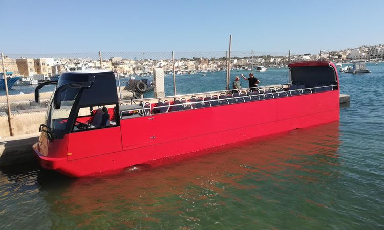 التأمين تدرس إعداد وثيقة للسيارات البرمائية مع بدء الموسم السياحي