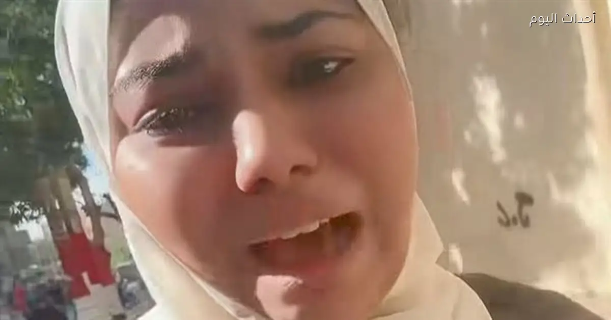 القبض على سارقي مصوغات وهاتف سيدة معاقة في قنا