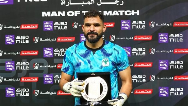 المصري البورسعيدي يمدد عقد الحارس محمود حمدي لموسمين