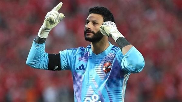الشناوي يعود لحراسة مرمى الأهلي في مباراة ختام الدوري أمام المصري