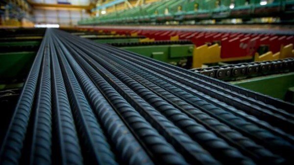 حديد عز ترفع سعر طن التسليح إلى 39850 جنيهاً