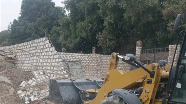 حملات لإزالة التعديات بأسوان وتوجيهات للتصدي للمخالفات